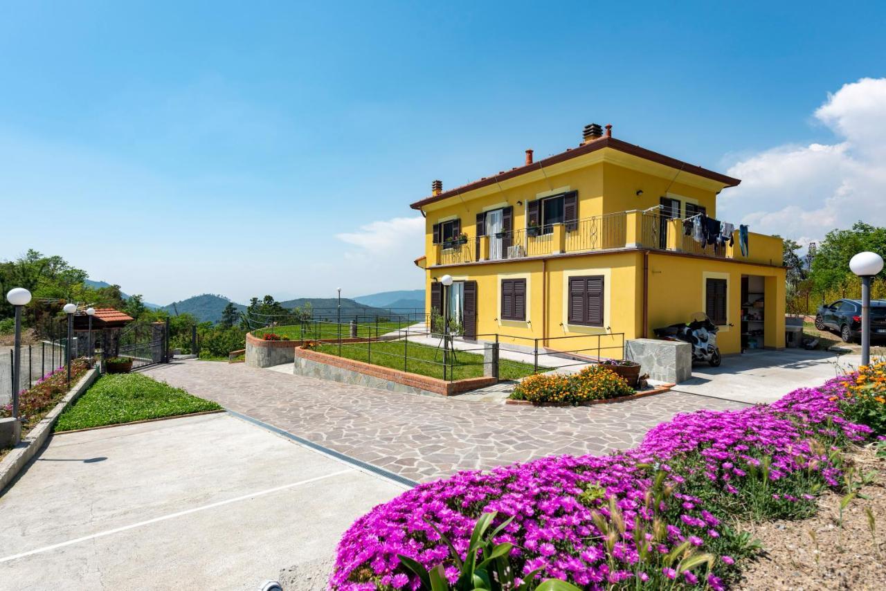 Joivy Villa Guanna - Charming Flat With Garden Bracco ภายนอก รูปภาพ