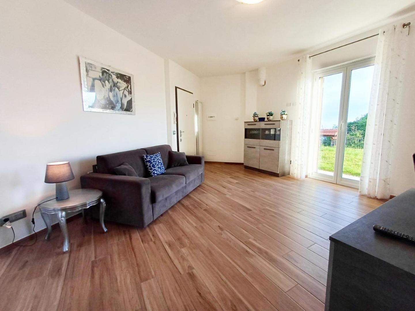 Joivy Villa Guanna - Charming Flat With Garden Bracco ภายนอก รูปภาพ