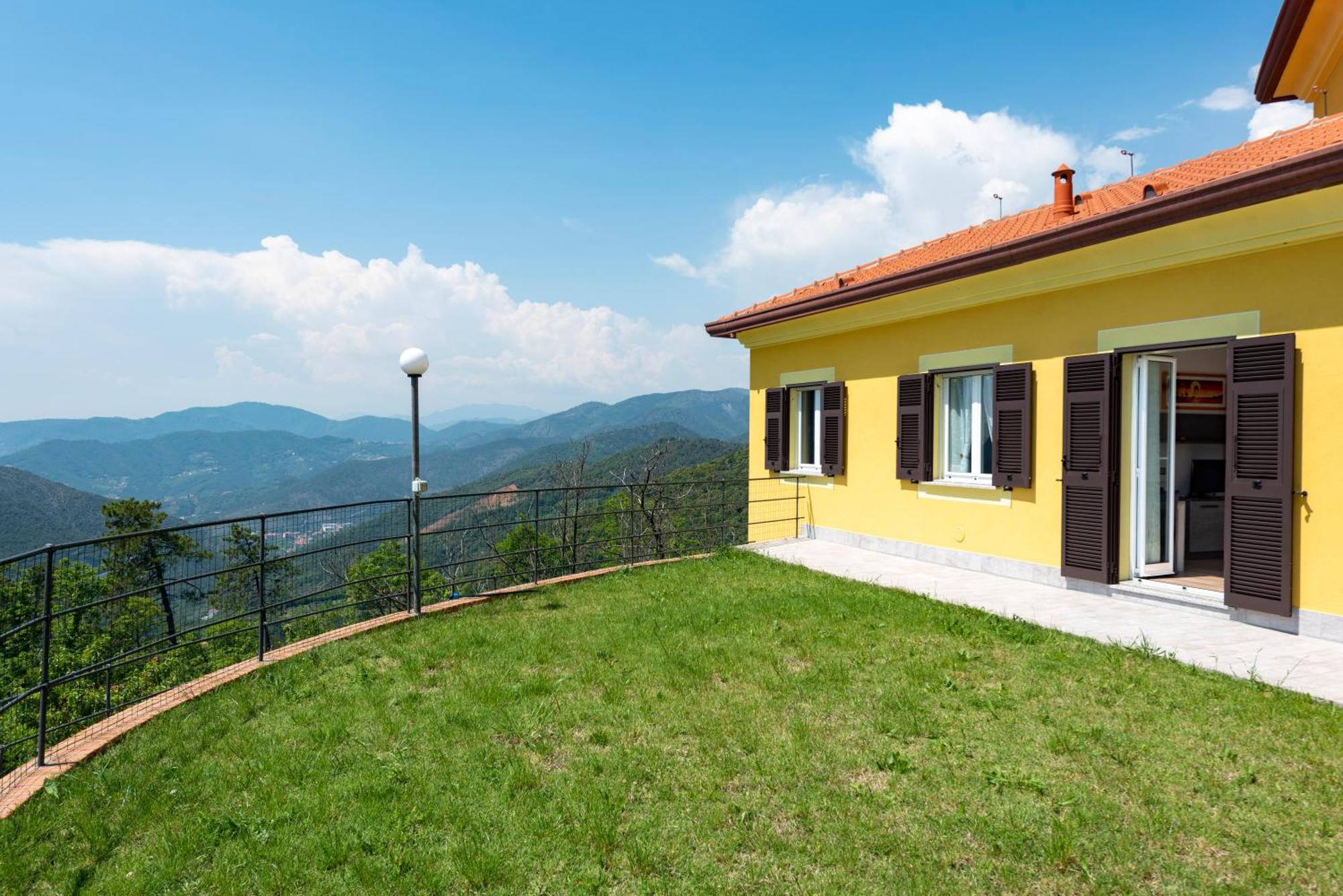 Joivy Villa Guanna - Charming Flat With Garden Bracco ภายนอก รูปภาพ